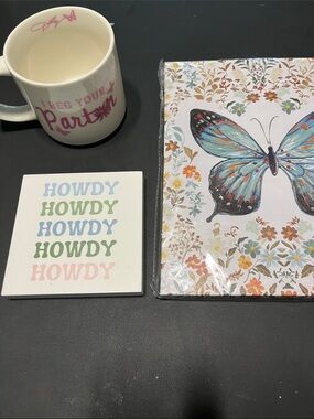 We Love Dolly Parton Gift Pack